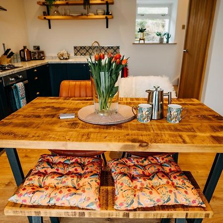 בראונברג The Little Cottage By Truabode Holiday Lets & Short Lets Newquay - Parking, Wifi & Pet Friendly מראה חיצוני תמונה